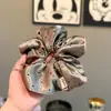 Goma de Pelo de Lunares para Mujer, Diadema Plisada Brillante de Alta Gama para el Viaje Diario, Cola de Caballo Baja, Accesorio para el Cabello Versátil y Elegante