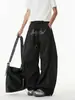 Pantalones de paracaidista plisados con bordado de letras para hombre y mujer, pantalones largos de verano holgados de pierna ancha de secado rápido, pantalones casuales de secado rápido para hombre
