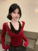 Camiseta Estilo Menina Sexy Quente, Ombro Único, Falsa Peça Dupla, Manga Longa, Fashion e Versátil para Primavera e Outono, Corte Justo e Valoriza a Silhueta, Estilo Ins