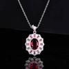 Sentido del Diseño Avanzado Explosiones Vivas Colgante de Rubí con Incrustaciones Lujo Europeo y Americano Diamante Completo Estilo ins Collar Tesoro de Color para Mujer
