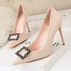 121-5 Moda coreana Sapatos de trabalho femininos Camurça pontiaguda Strass Fivela Quadrada Sexy Emagrecimento Sapatos de salto alto Mulheres