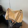 Bolso de Hombro y Axila Versátil de Moda Tendencia Invierno 2026 con Acabado de Lujo y Cadena de Diseño de Nicho para Mujer