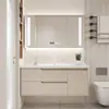 Juego de mueble de baño estilo crema, baño minimalista moderno con lavabo cerámico integrado, tocador y juego de lavabo inteligente