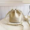 Bolso Cubo de Moda para Mujer 2026 Nuevo Estilo Bolso de Hombro Casual Simple Bolso Cruzado Versátil a la Moda para el Trabajo