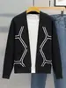 Cardigan de Tricô Color Block com Decote V Tendência Primavera e Outono para Jovens, Suéter Estilo Maduro Slim Fit, Jaqueta Moda Coreana para Homens