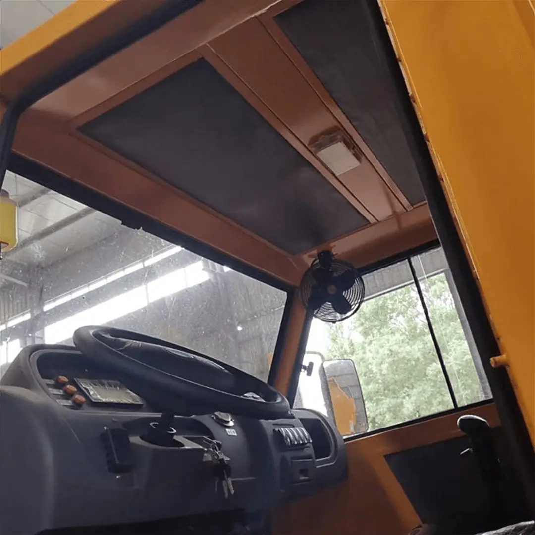 矿用自卸车14.png