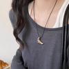 Collar minimalista de estilo coreano con bolsa de esquina de cuero negro y cuerda para mujer, nuevo 2024, artístico, elegante, largo para el cuello con cadena