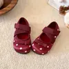 Zapatos de Cuero para Niñas 2026 Nuevos Lindos Suela Suave Zapatos de Princesa de Lunares Tela Suave Resistentes al Desgaste Velcro Zapatos para Niños