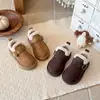 Birkenstocks de Felpa Retro Otoño/Invierno 2026 Nuevos Elegantes Zapatos Planos de Forro de Piel sin Cierre Cálidos de Algodón Tipo Pan