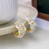 Pendientes de Flor de Lujo Ligero Estilo Francés de Nicho para Mujer, Moda de Alta Gama, Únicos, Exquisitos, Modernos, Versátiles, Pendientes al por Mayor