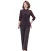 Conjunto Elegante de Outono 2026 para Mães - Nova Coleção - Blusa Camiseta Elegante e Calça de Nove Pontos para Mulheres de Meia-Idade