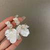 Pendientes de Flor de Hada Super para Mujer 2026 Nuevos Pendientes Populares Diseño de Nicho Pendientes de Estilo Francés con un Toque de Alta Gama
