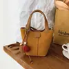 Bolsa Feminina Fashion Shuai Mijia, Estilo Vintage, Alto Apelo Estético, Tendência Outono 2026 Novo Modelo Bolsa Transversal, Bolsa de Mão Estilo Balde