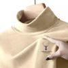 Nueva camiseta básica de cuello medio alto para otoño e invierno, ropa interior holgada y moderna para hombre, camiseta negra de manga larga con cuello medio alto para otoño.