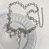 Nuevo collar de borlas de perlas con forma de estrella y botón exquisito de moda para mujer, cadena de cintura ligera, de lujo, elegante, de nicho, accesorios de alta gama.
