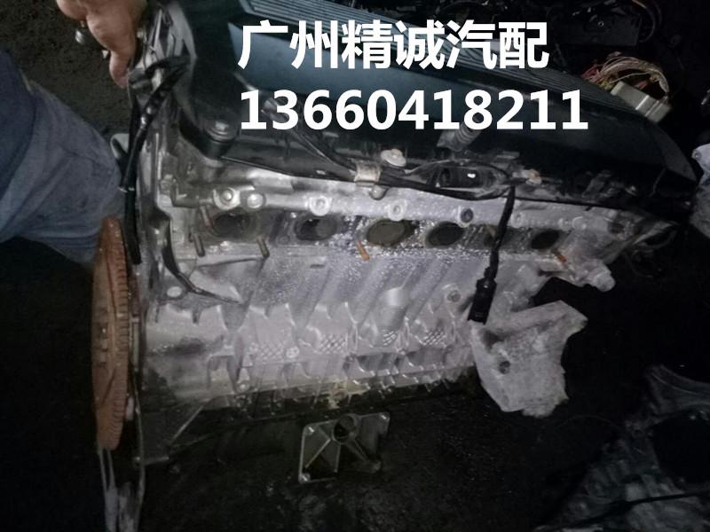 老款宝马X5 E53 3.0发动机2_副本
