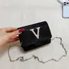 Comercio Exterior Estilo Coreano Funda abatible Lentejuela 2026 Personalidad Letra Diseño Casual Texturizado Elegante Bolso cuadrado pequeño cruzado de un solo hombro para mujer