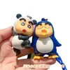 Gran Venta Original Crayon Shin Nueva Serie de Vestidos Colgante Llavero Lindo Colgante para Mochila Escolar Infantil Llavero para Llaves de Coche