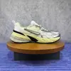 Zapatos deportivos clásicos cómodos v2kRUN de Putian para venta transfronteriza, zapatillas transpirables para correr para hombres y mujeres, venta y entrega directa de fábrica