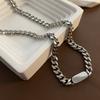 Collar de acero de titanio con cadena gruesa europea y americana para mujer, tendencia en Internet, popular en el nicho de hip-hop, estilo frío, cadena de clavícula, accesorios sin color.