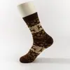 Meias de Natal Femininas Transfronteiriças Mais Vendidas Outono e Inverno Meias de Cano Médio Quentes Fio Dourado Veado Retrô Meias Femininas Meias de Terry Espessadas