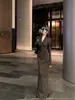 Vestido Elegante com Decote V e Design Torcido para Mulheres, Novo para Outono, de Alta Qualidade, Estiloso, Versátil, Emagrecedor, Básico, Longo