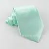 Conjunto de Gravata Masculina de 8cm Amarrada à Mão com Lenço de Bolso Liso Quadrado Pequeno, Terno de Uma Cor, Traje Formal de Negócios