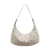 Bolso de Hombro Bajo con Remaches Retro de Alta Gama Versátil para el Viaje Diario Gran Capacidad Bolso Dumpling Nuevo para Mujer Otoño/Invierno Bolso de Hombro Único