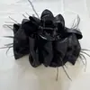 2026 Nuevo Estilo Pinza para el Cabello con Lazo Grande de Terciopelo Rojo, Accesorio para el Cabello para Niñas, Tocado de Princesa Nupcial de Borla de Alta Gama