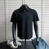 Camisa polo de estilo americano resistente con hombros rectos para hombre, camiseta de verano de manga corta deconstruida con cuello camisero, elegante y sofisticada con cuello en V y media manga