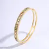 Pulseira Transfronteiriça de Aço Titânio com Duas Fileiras de Diamantes, Fivela Vazada em Forma de Diamante, Pulseira Aberta de Aço Inoxidável, Novo Acessório Moderno e Versátil