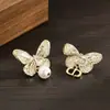 Pendientes de Mariposa Asimétricos de Estilo Francés Dulces y Frescos con Diseño de Letra Asimétrica, Pendientes Versátiles para Citas y el Viaje Diario