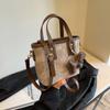 Niche Fashion bolsa pequena portátil para mulheres 2023 nova chegada trabalho comutador pequena bolsa quadrada casual all-match cor contraste bolsa de ombro