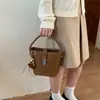 Moda Versátil Transfronteiriça Irregular de Acrílico para Primavera/Verão 2026 Bolsa de Mão Bolsa de Festa Bolsa Feminina de Ombro Único Transversal