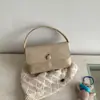 Estilo Coreano Otoño e Invierno Color Sólido Moda Nicho Viajero Bolso de Mano de Superficie Suave Retro de Gama Alta Gamuza Bolsita Cuadrada