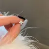 Clavos para Hélice de Oreja de Estrella de Cuatro Puntas con Diamantes Completos, Aretes de Estrella Brillantes, Diseño de Nicho para Piercing de Oreja con Rosca, Clavos Cocleares Personalizados
