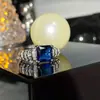 Versa Caperucita Roja Luz de Lectura Lujo Alto Set Alto Colgante Pequeño y Exquisito Chapado en Oro Forma de Y Plaza de Princesa Flor de Caramelo Diseño de Cubierta Trasera