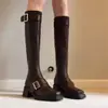 Botas largas de moda marrones de tacón alto grueso hasta la rodilla para mujer, nuevo estilo otoño e invierno 2026