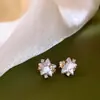 Brincos de Pérola Estrela Estilo Igual ao de Zhao Lusi Design de Nicho Elegante Estiloso Exquisito Luxo Acessível Moda Brincos Únicos