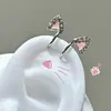 Brincos de Orelha Brilhantes de Diamante com Camada Dupla de Luxo Leve, Presilhas de Orelha Indolores de Nicho de Alta Qualidade, Design Empilhável Exquisito, Brincos Versáteis