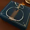 Pulsera de Trébol de Circonita y Nácar Lujo Ligero Temperamento de Gama Alta Joyería Estilo Coreano Ins Celebridad de Internet Estilo Popular Joyería al por Mayor