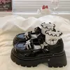 Zapatos Mary Jane de Cuero para Niñas con Calados y Punta Cerrada 2026 Primavera/Verano Nuevos y Modernos Versátiles Zapatos de Mariposa Princesa para Niños