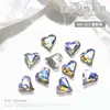 Acessórios para Nail Art: Strass com Base Pontuda, Strass Irregulares Brancos Transparentes em Formato de Coração, Strass Coloridos Grandes Irregulares em Formato de Coração, e Outros Acessórios de Decoração de Unhas Vestíveis com Formatos Únicos