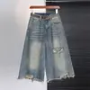 Jeans de perna reta com design rasgado de borda crua estilo americano para mulheres, novas calças cropped vintage desfiadas de verão
