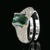 Anillo de joyería Huayoumei nuevo anillo con incrustaciones de corindón rojo y circón para mujer moda de lujo ligero europeo y americano venta al por mayor de alta gama