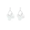 Pendientes Exagerados de Borla con Forma de Pétalo de Concha Estilo Francés para Mujer, Pendientes de Botón con Diseño de Nicho de Lujo Ligero con un Toque de Alta Gama, Accesorios para Orejas Estilo Vacaciones