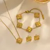 El Nuevo Conjunto de Collar, Pulsera y Pendientes de Trébol de Cuatro Hojas Incrustado con Diamantes Más Vendido de Amazon Acero de Titanio Color 18K Pulsera de Cinco Flores que Conserva el Color