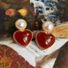 Pendientes de estilo francés retro de Hong Kong, elegantes y artísticos, con perlas de alta gama y estilo cortesano para mujer.