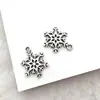 Acessórios de Joias de Liga de 80 Flocos de Neve Misturados Pingentes de Natal Criativos para Pulseira Colar Chaveiro Acessórios de Pingente DIY
