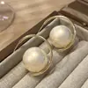 Pendientes de Botón Grandes de Perla Estilo Vintage Francés con un Toque de Lujo, Pendientes de Estilo Fresco, Pendientes de Aro Grandes de Perla, Pendientes Exagerados